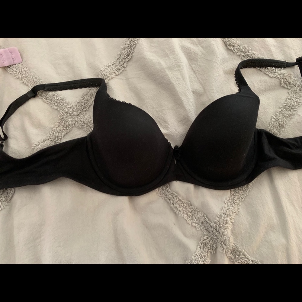 Victoria Secret 36c bra